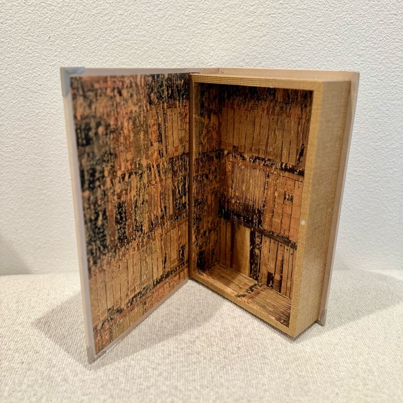 Wooden Storage/Decor Book - Picture 9 of 9